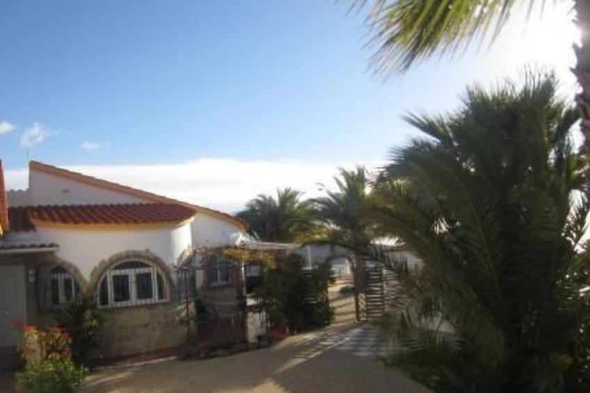 Casa Palmeras in Sayalonga mit Gepflegtem Garten - foto 9