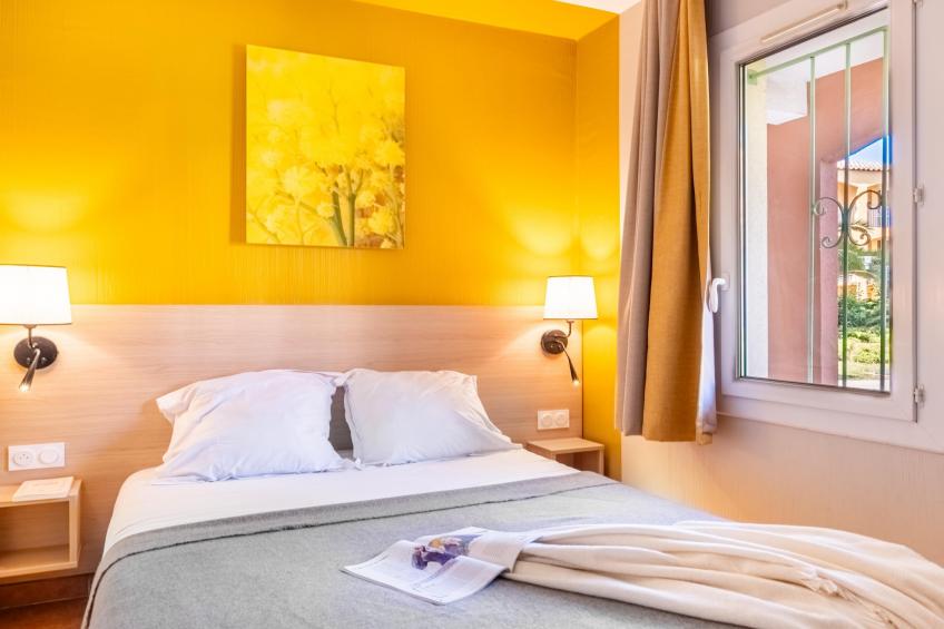 P&V Premium les Rives de Cannes Mandelieu Apartment 5 people - 1 bedroom - Terrace or balcony - River view - Renovated - foto 3