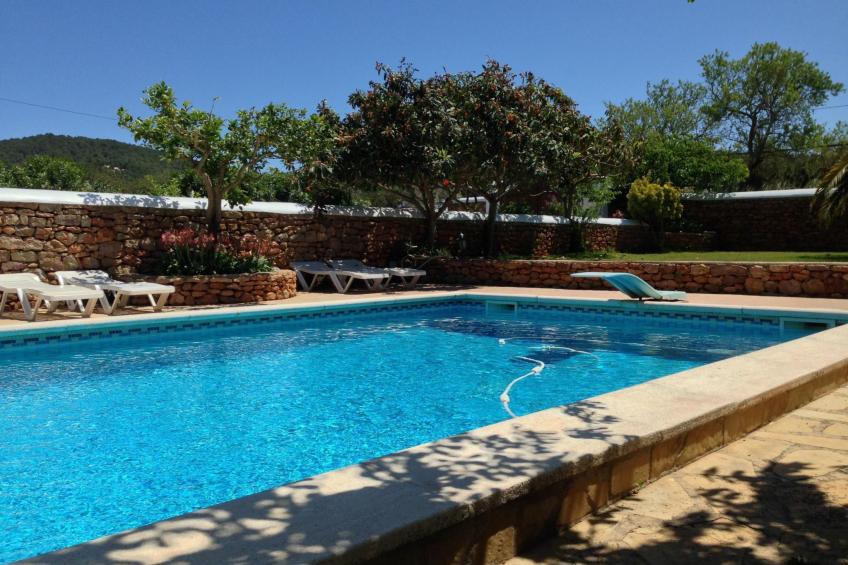 Renoviertes Ferienhaus in Sant Carles De Peralta mit Eigenem Pool - foto 19