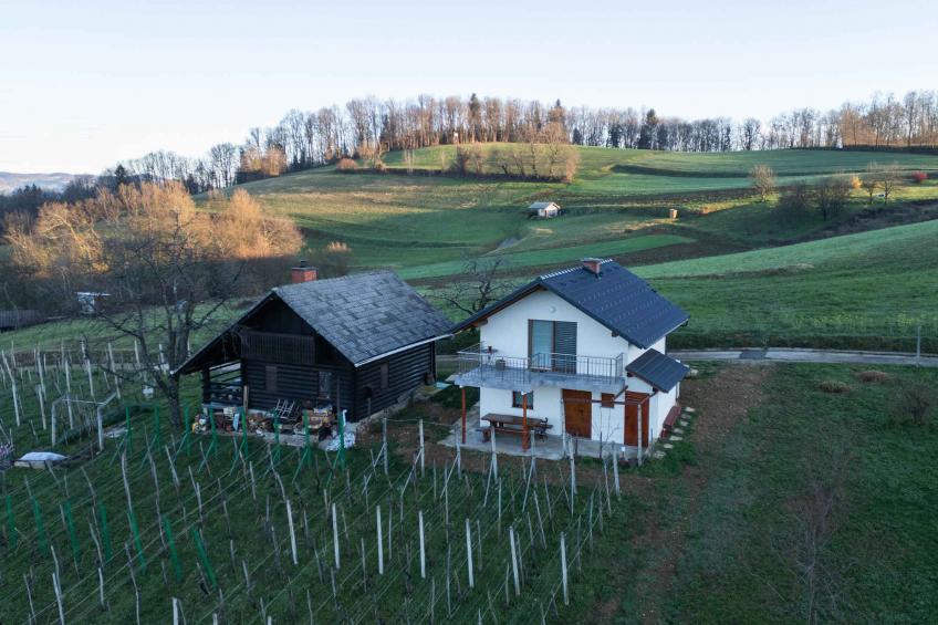 Maison de vacances dans un petit village - BF-MJ75V