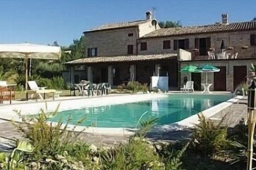 Erschwingliche Villa mit privatem Pool - foto 5