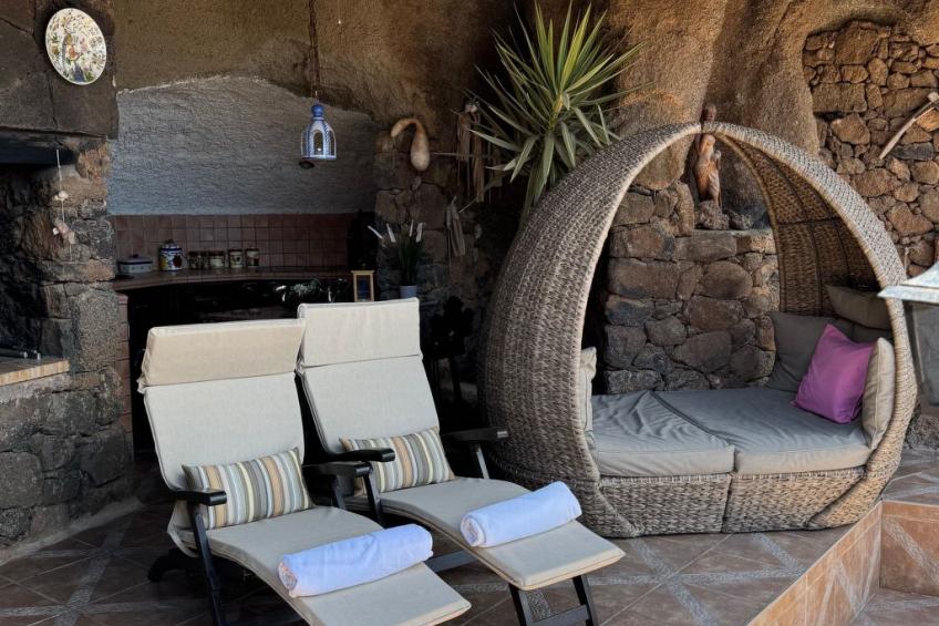 Schlafen in einer vulkanischen Höhle - foto 4