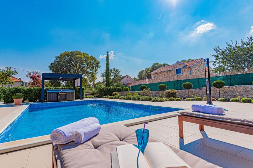 Villa Romansa mit Sauna und Whirlpool in Siritovci - foto 4