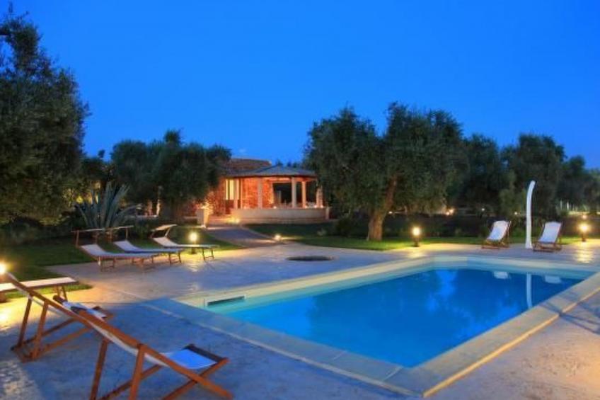 FURNEEDHRI: Trullo 'Walnuss' - foto 38