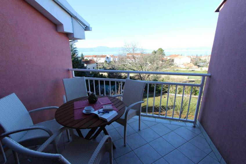 Holiday apartment mit Klimaanlage und Balkon - BF-R55RY