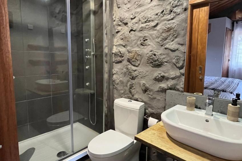 "Vinea Lava" mit Blick auf das Wasser - foto 117