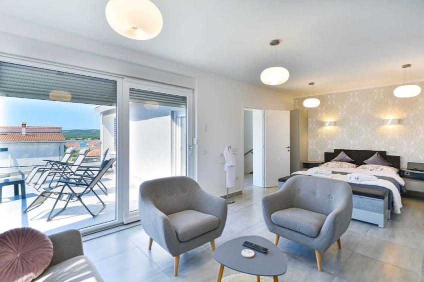 Penthouse Laudato with jacuzzi - foto 6