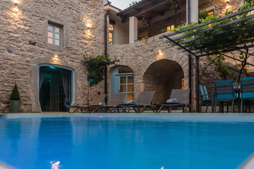 Ferienvilla "Ivka" mit Blick auf das Wasser - foto 5