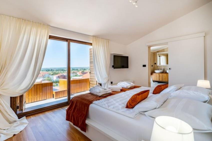 Villa Nena with heated pool, jacuzzi and sauna - foto 28