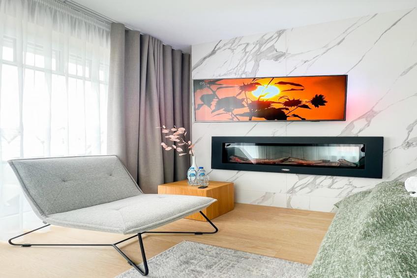 Apartament z balkonem na pierwszym piętrze - foto 2