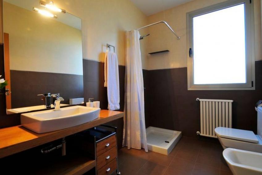 Schönes modernes Ferienhaus C84MLL - foto 36