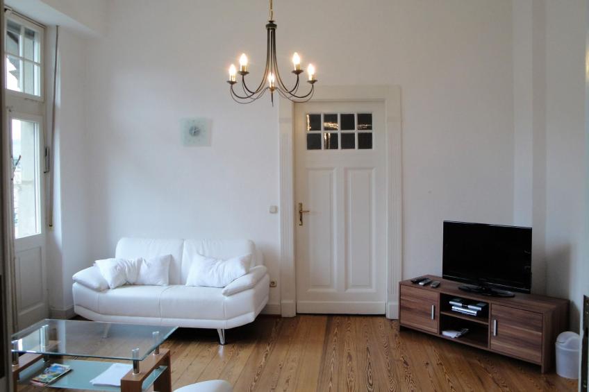 Wohnung in einem historischen Gebäude mit Balkon und Blick auf die Mosel