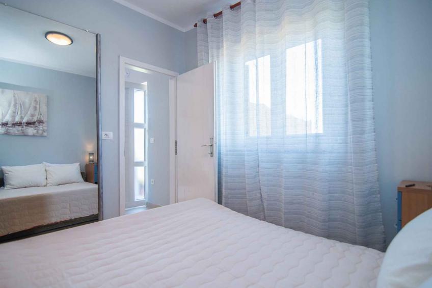 Vakantiewoning met airconditioning en terras - BF-K2ZZ3 - foto 13