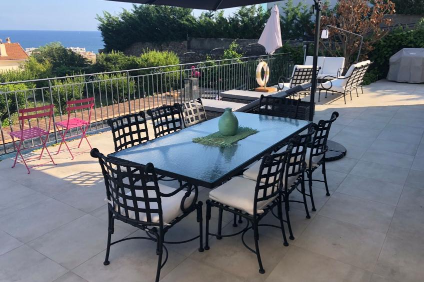 Ferienvilla mit Blick auf das Wasser - foto 30