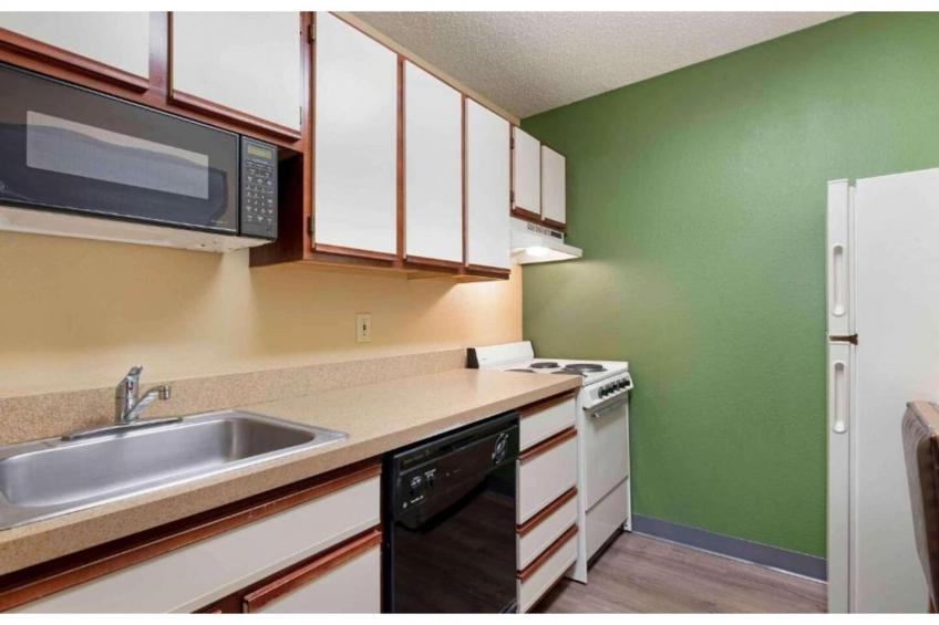 2 Full Beds | Non-Smoking, Kitchen - foto 22