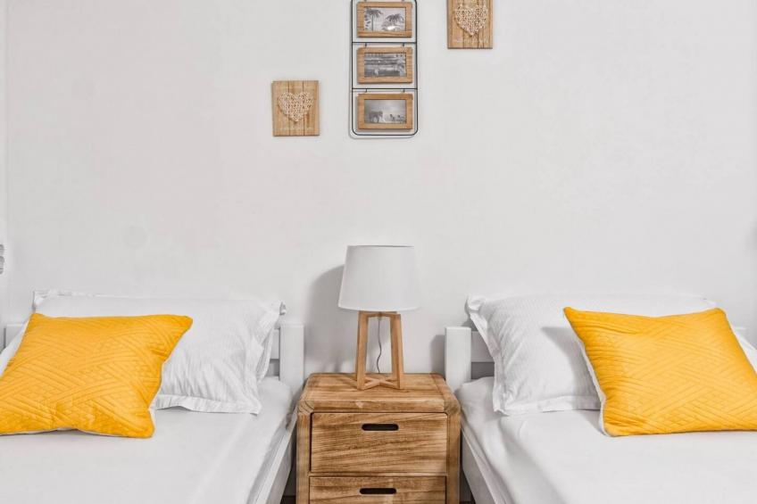 Hidden Gem Holiday Home with Pool in Kastel Stafilic - Two Bedroom Holiday Home with Pool - foto 9