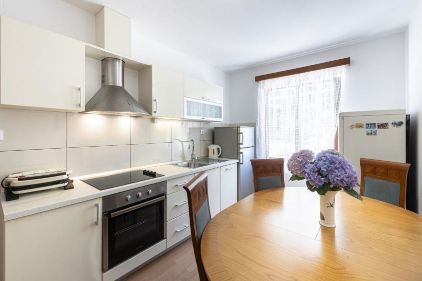 Guest House Rooms Rose- Comfort Double Room with Balcony and Sea View - foto 3