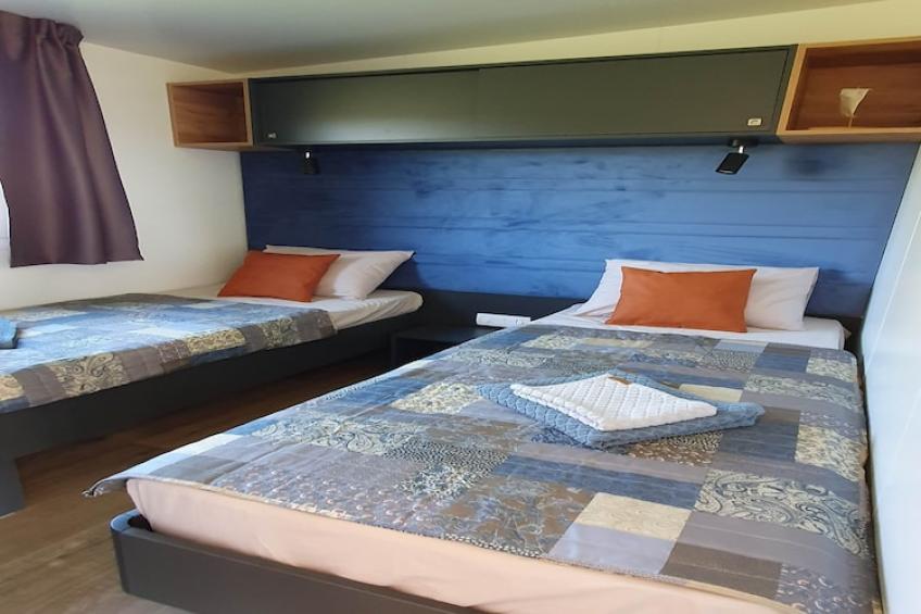 Mobile Homes Karlo & Dino - Superior Two Bedroom Mobile Home with Terrace - Karlo - foto 6