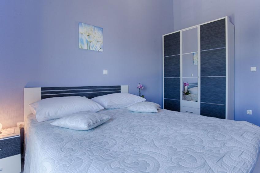 Luxuriöse Villa mit Pool, großem mediterranen Garten und Kinderspielplatz. - foto 32