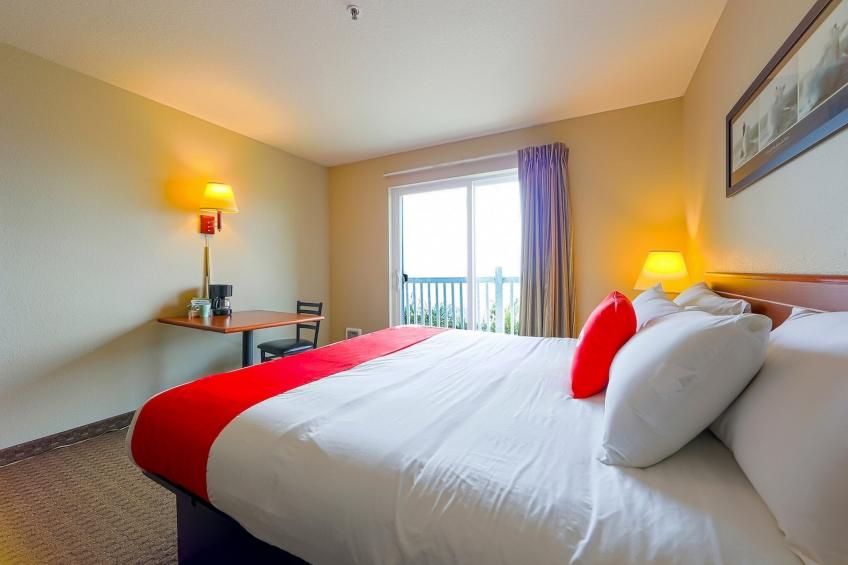 Queen Bed Accessible with Ocean View - foto 79