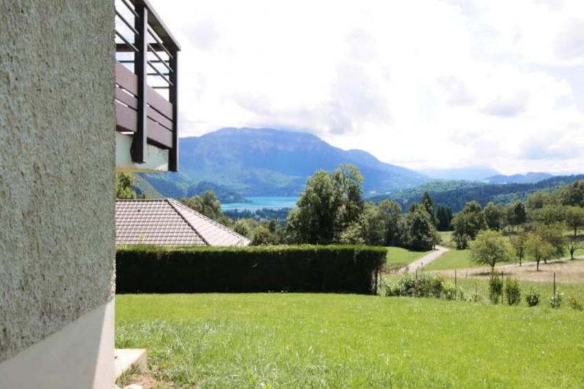 Confortable Chalet - Vue Sur Le Lac D’aiguebelette - foto 16