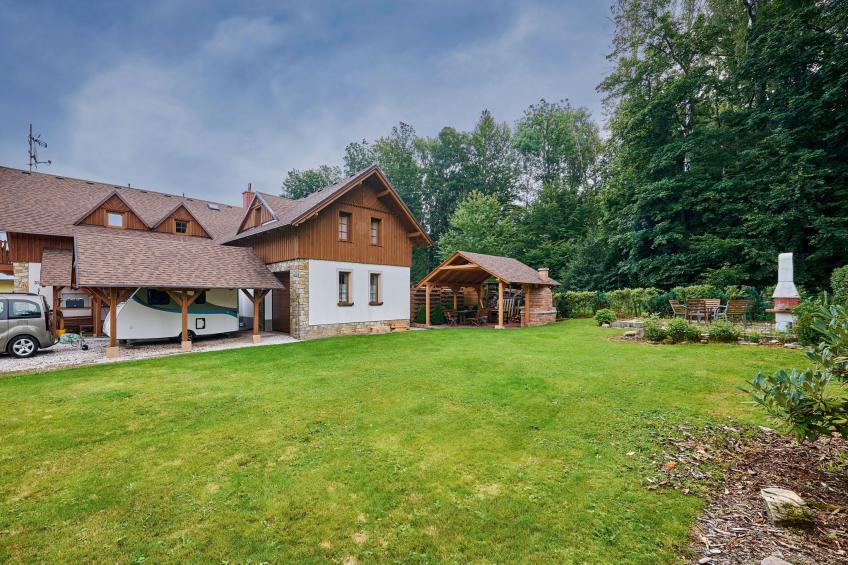 U Švýcarského dvora III - foto 20