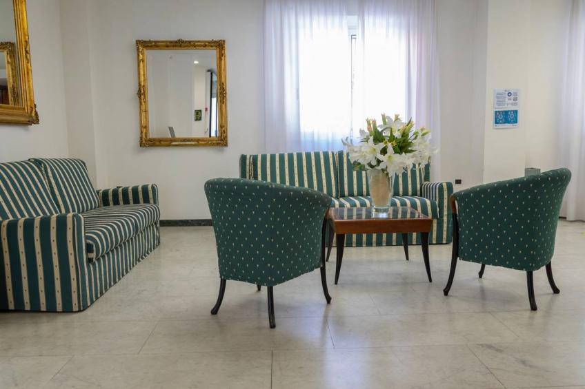 Residence Club House - Cattolica 2-room-apartment 4 Pax - foto 16