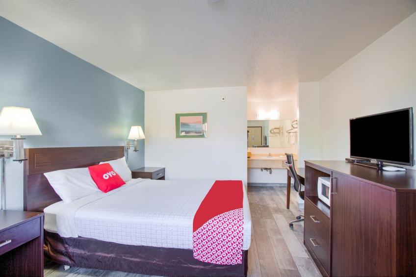 Queen Bed Accessible - foto 18