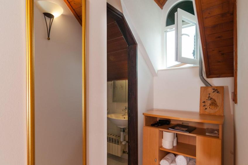 Gemütliche Wohnung in Omiš mit Privatem Balkon - foto 7