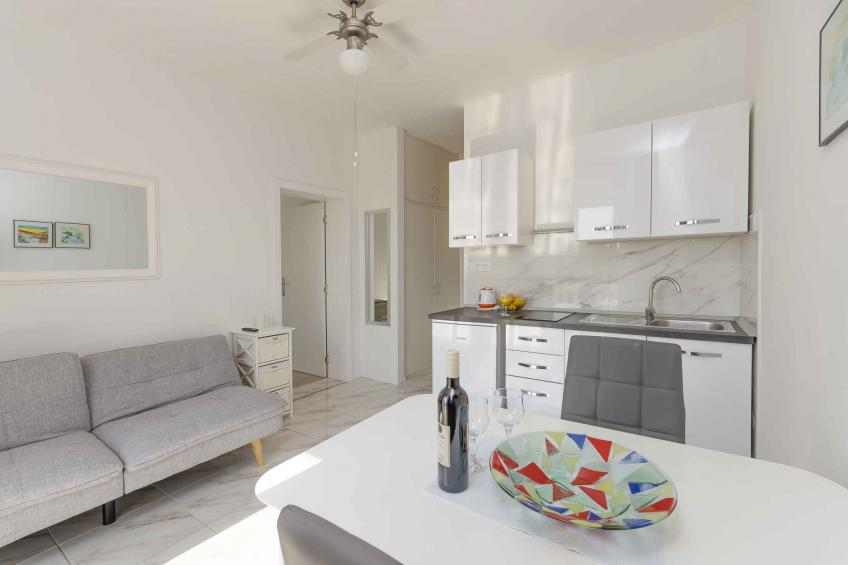 Holiday apartment by the sea with balcony - BF-9K884 - foto 2