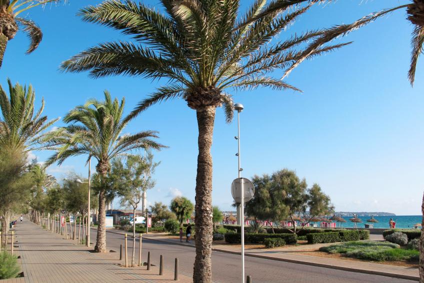 Villa con piscina y pista de tenis privada ideal para familias.  - WiFi Gratis - foto 8