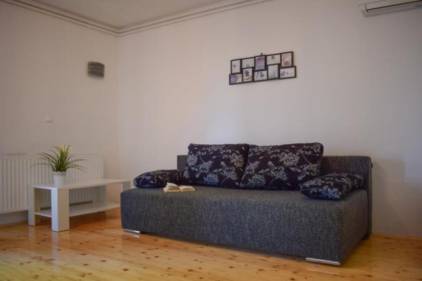 Zevnik Quiet Retreat with Stunning Views and Equestrian Activities - One Bedroom Apartment - foto 3