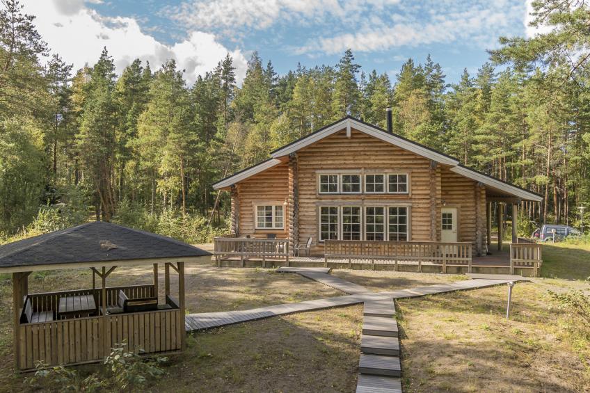 Valkealammi