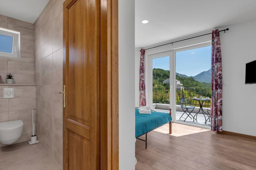 Alleinstehende Villa Slime mit Pool und Garten - foto 41