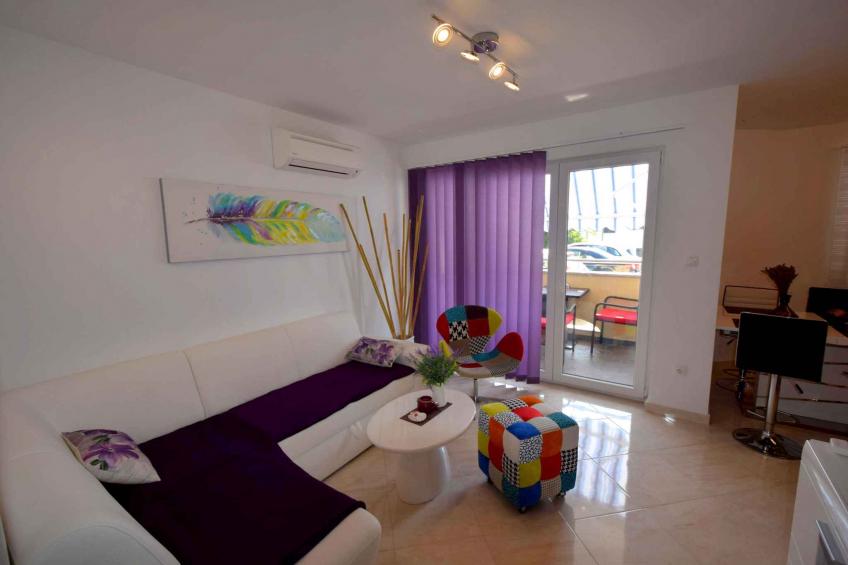 Vakantiewoning Two bedroom apartment with terrace - VW-25YY - foto 10