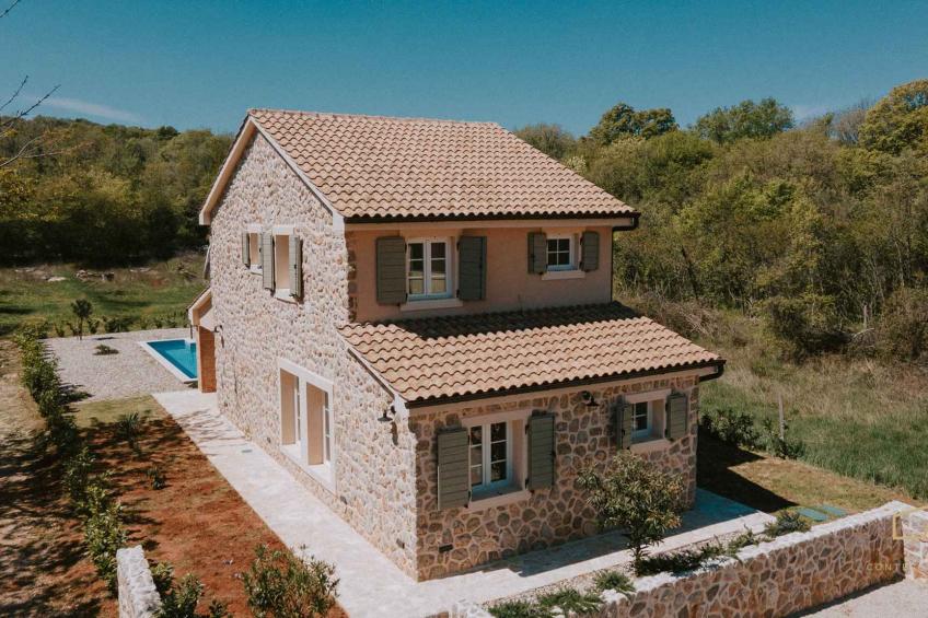 Villa met zwembad en airconditioning - BF-HMCGJ - foto 11
