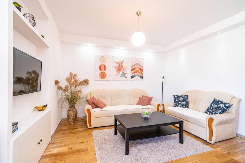 Apartment Hladilo  - Two Bedroom Apartment with Balcony - foto 3