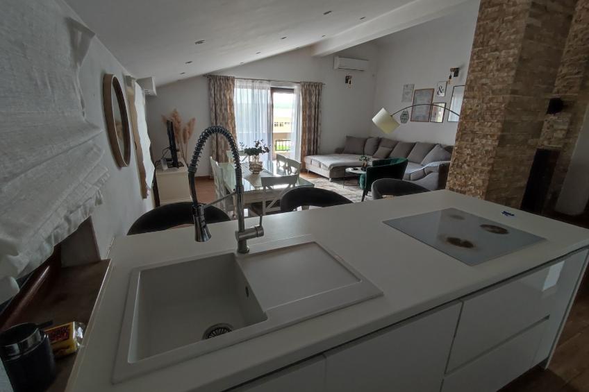 Angenehmes Haus in Posedarje mit großem Garten - foto 36