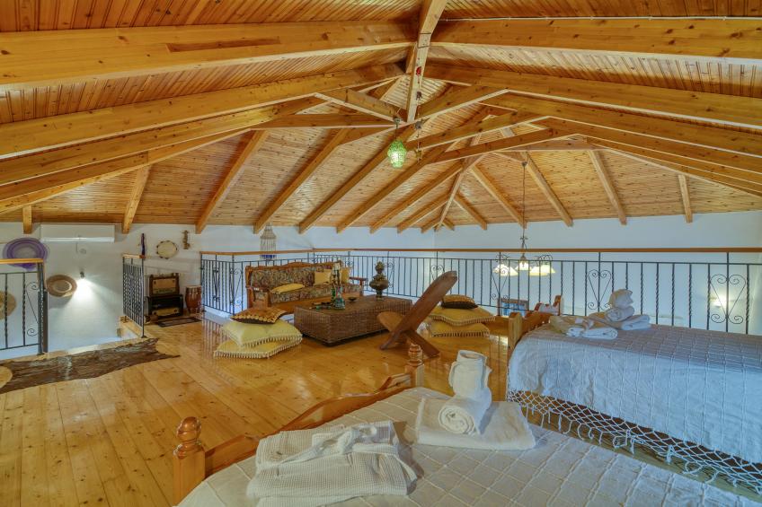 John Dimeon Kato A. With Private Pool - foto 17