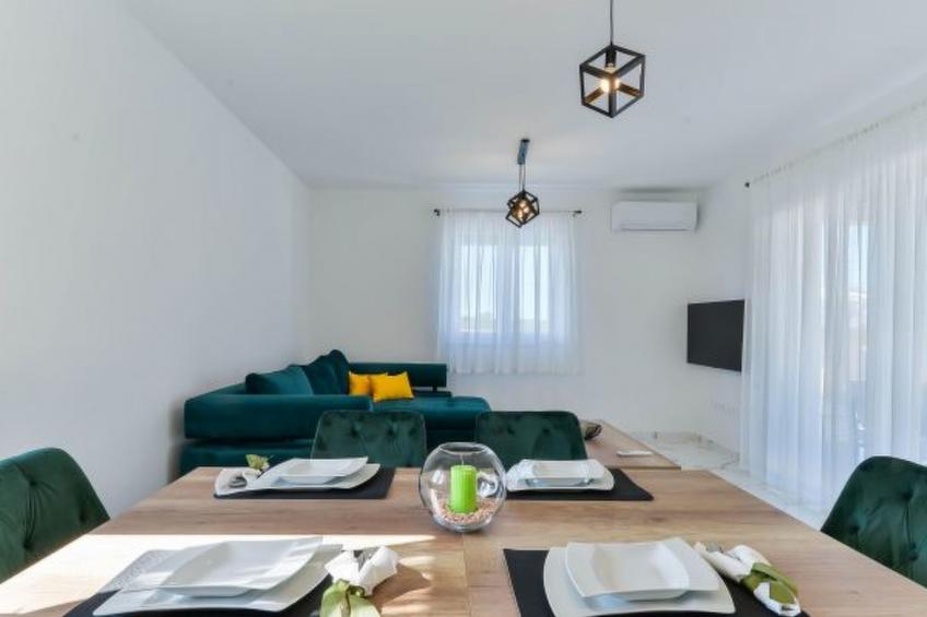 Holiday House Casia with pool - foto 2