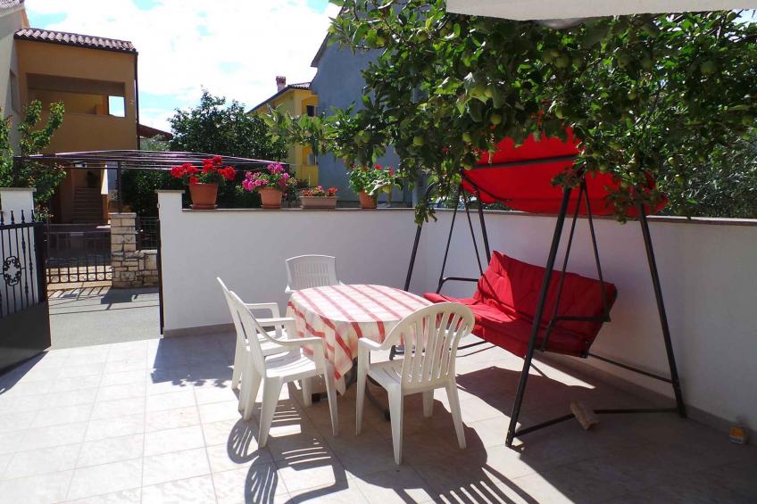 Vakantiewoning met een groot terras - VW-YCWN - foto 9