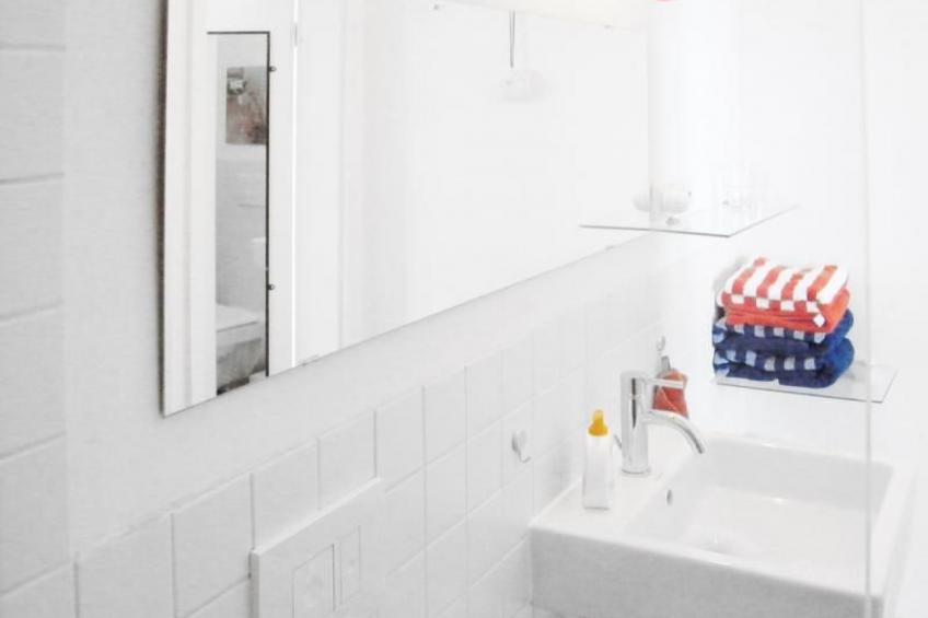 Zentrale Wohnung mit Klavier, Kunst und Design - foto 16