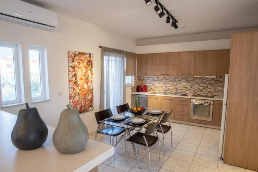 Haus in Agii Theodori mit privatem Pool und Panoramablick - foto 6