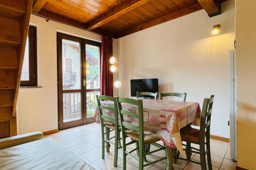 Zwei-Zimmer-Wohnung im Dachgeschoss 4 p. l. Villa Frejus - foto 5