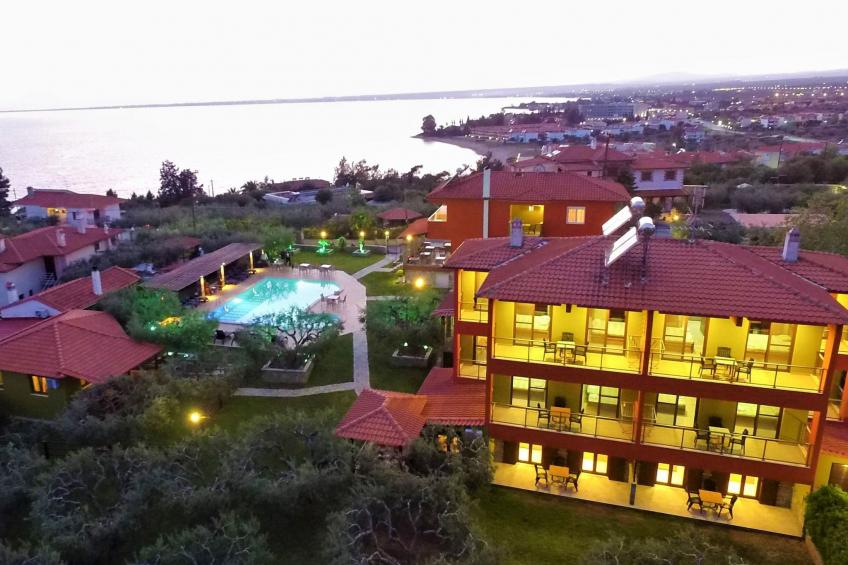 Elegantes Apartment im Erdgeschoss mit Gartenblick - foto 16