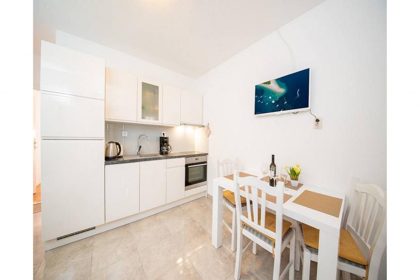 Apartments Magdalena - Standard Apartment with Terrace and Sea View (A2) - foto 3