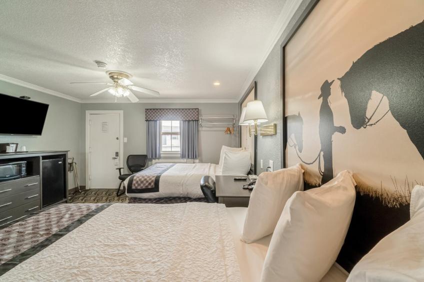 2 Queen Beds with Kitchenette - foto 12