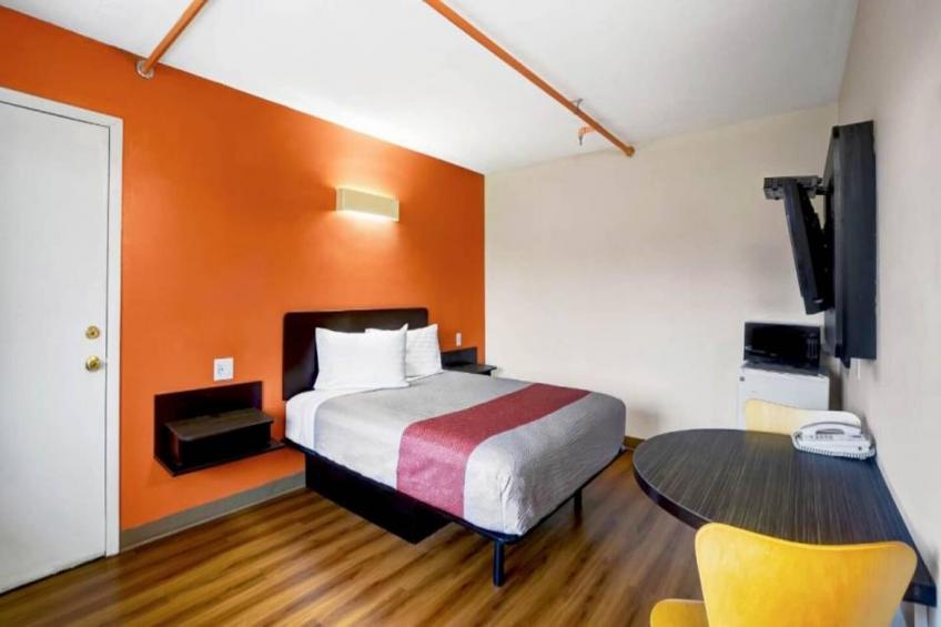 1 FULL BED  SMOKING MICFRIDGE - foto 9