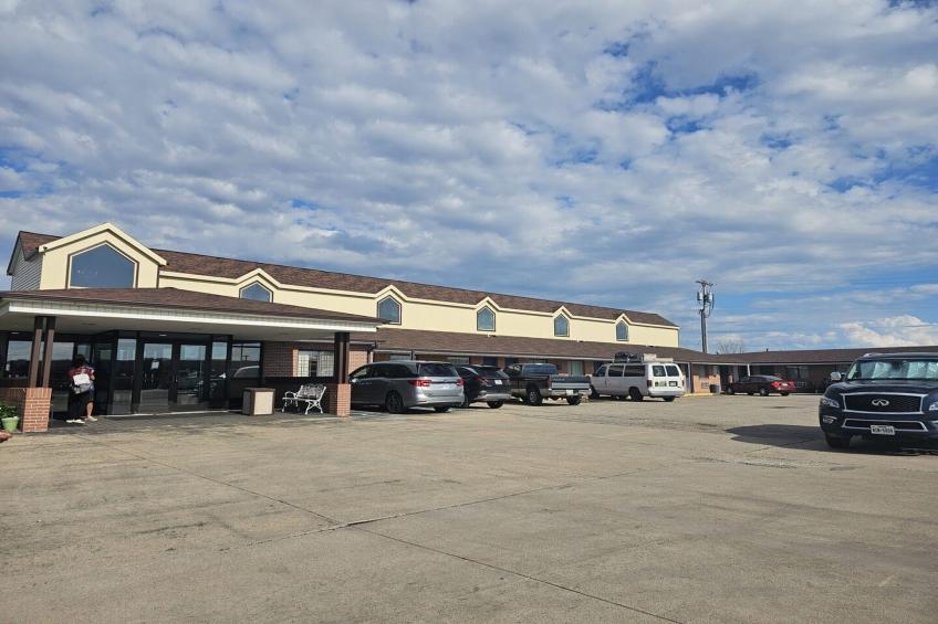 Queen Bed with Sofa Non-Smoking - foto 69