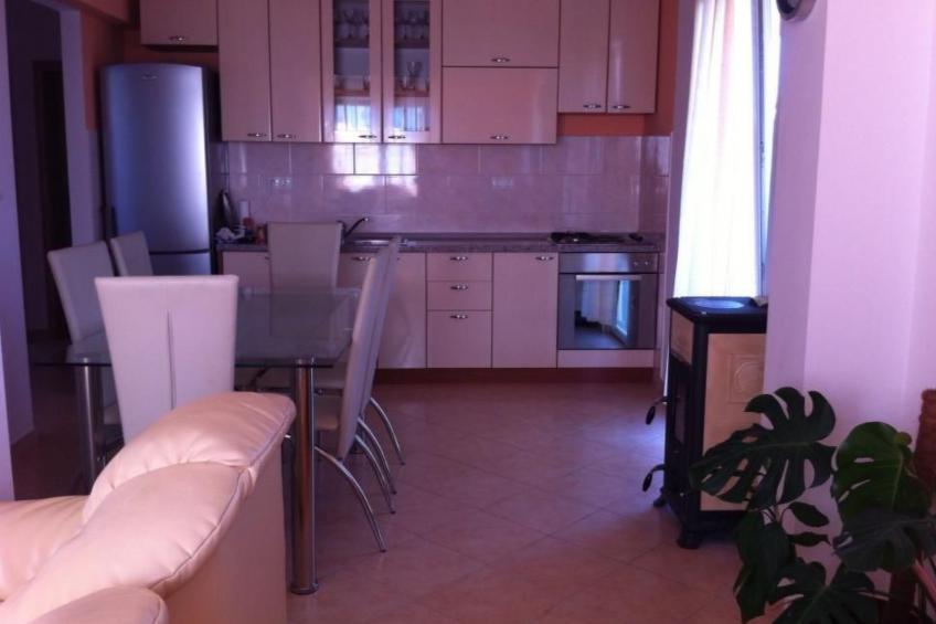 in Katuni mit privatem Parkplatz - foto 7